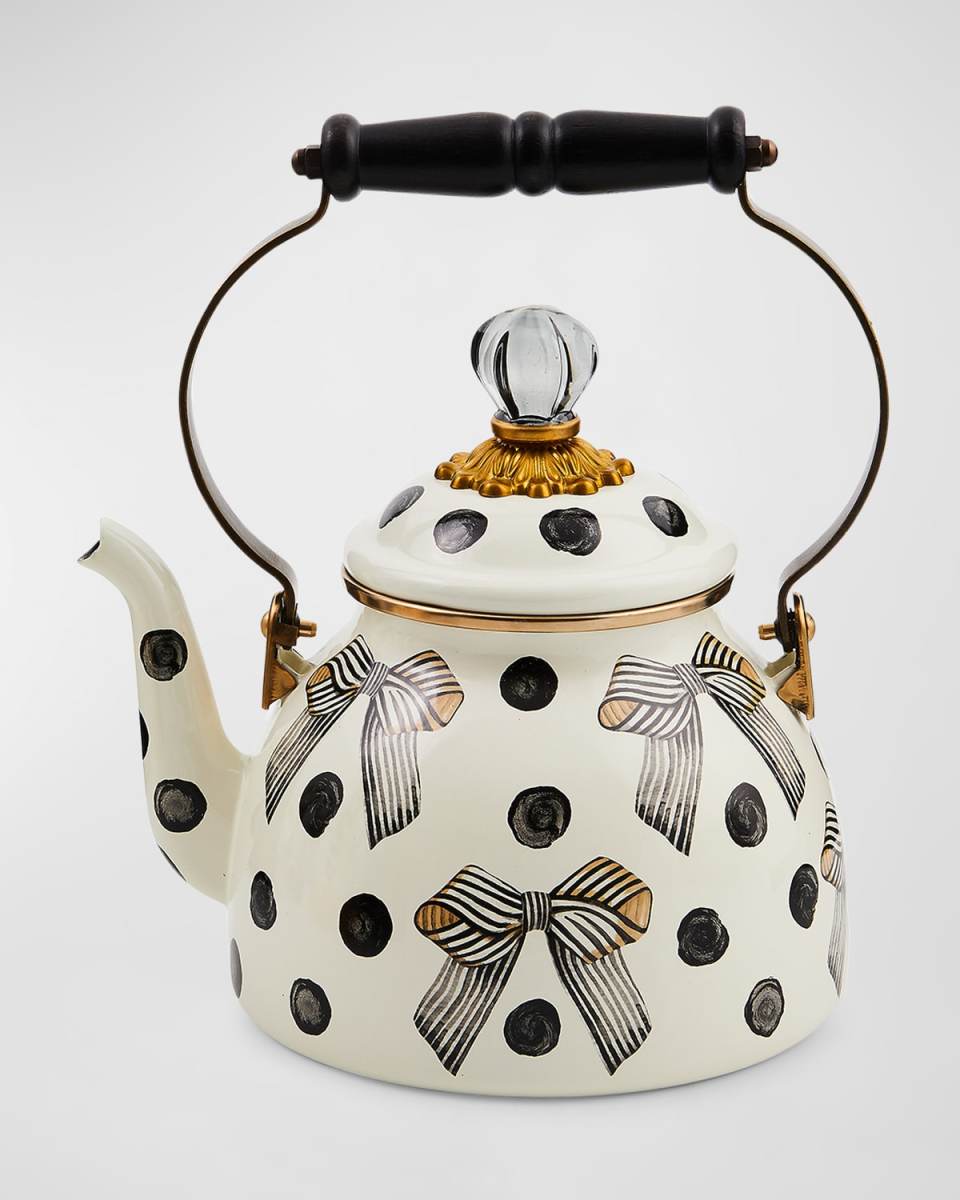 Pretty As A Bow 2-Quart Tea Kettle